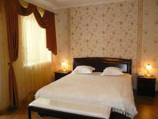 Гостиница Аквилон Владивосток Двухместный номер с 1 кроватью и видом на горы-4